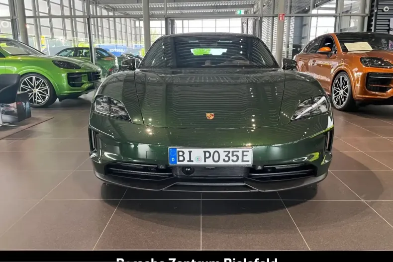 Porsche Taycan din 2024 cu 13.900 km - oferta POR216479 - foto 10