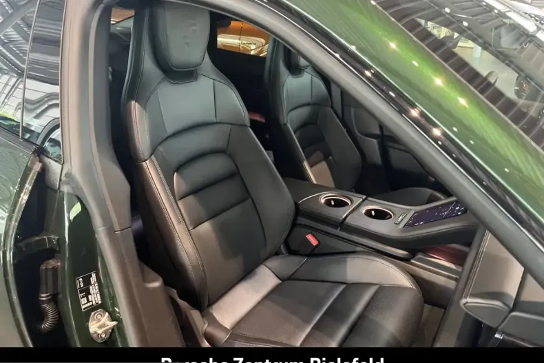 Porsche Taycan din 2024 cu 13.900 km - oferta POR216479 - foto 26