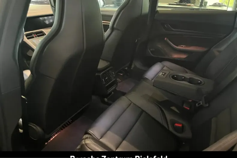 Porsche Taycan din 2024 cu 13.900 km - oferta POR216479 - foto 28