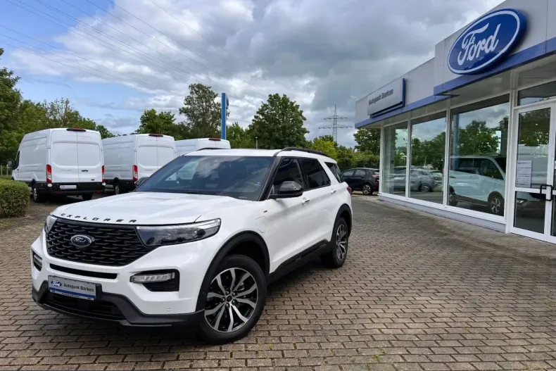 Ford Explorer din 2024 cu 33.284 km - oferta FOR216497 - foto 1