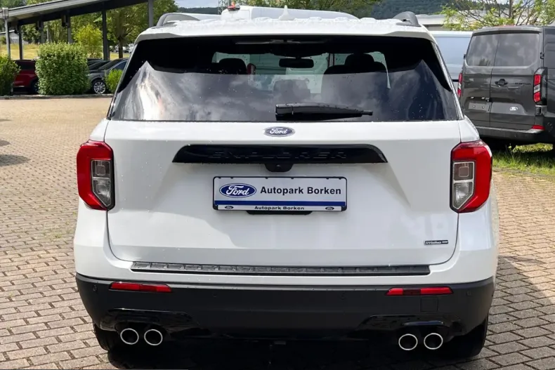 Ford Explorer din 2024 cu 33.284 km - oferta FOR216497 - foto 5