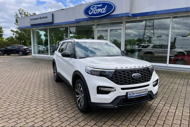 Ford Explorer din 2024 cu 33.284 km - oferta FOR216497 - foto 9