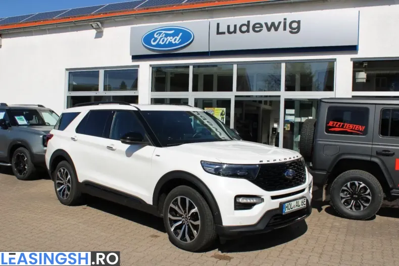 Ford Explorer din 2024 cu 29.990 km - oferta FOR216503 - foto 1