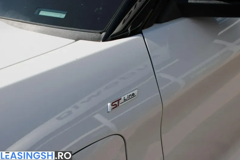 Ford Explorer din 2024 cu 29.990 km - oferta FOR216503 - foto 8
