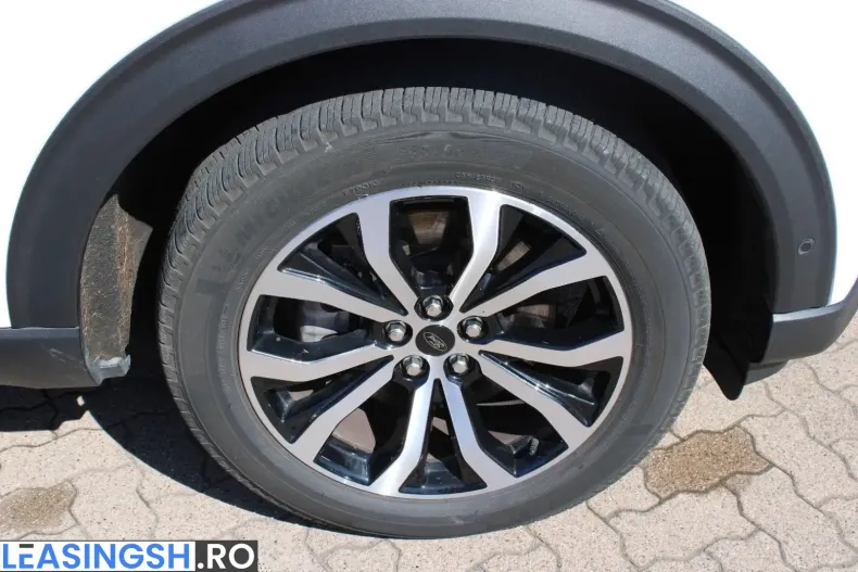 Ford Explorer din 2024 cu 29.990 km - oferta FOR216503 - foto 12