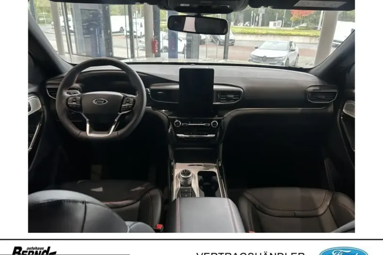 Ford Explorer din 2025 cu 9.875 km - oferta FOR216505 - foto 14