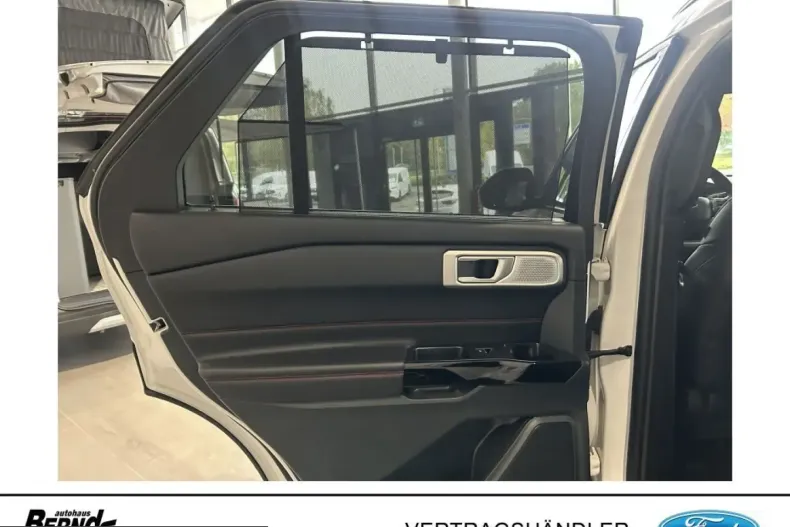 Ford Explorer din 2025 cu 9.875 km - oferta FOR216505 - foto 18