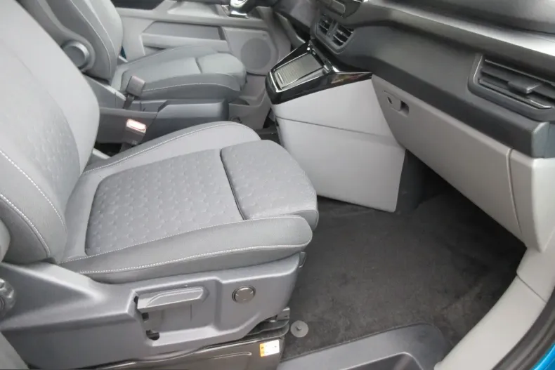 Ford Transit Custom din 2025 cu 10.400 km - oferta FOR216515 - foto 8