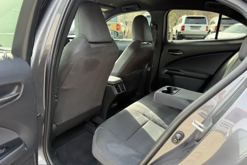 Lexus UX din 2024 cu 56.567 km - oferta LEX216525 - foto 16