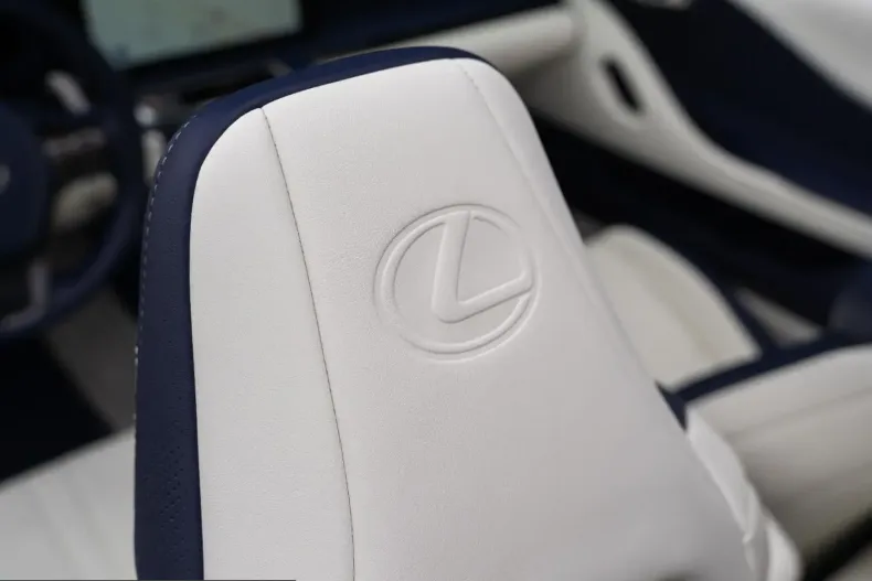 Lexus LC 500 din 2024 cu 23.900 km - oferta LEX216526 - foto 18