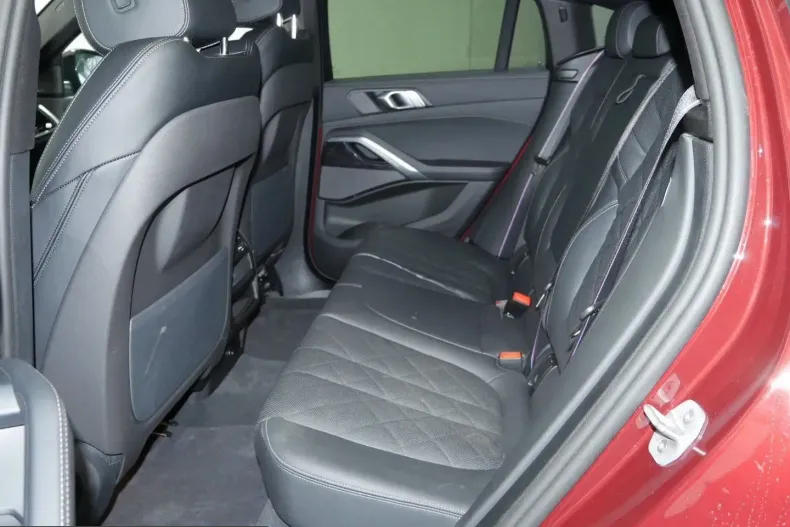 BMW X6 (Seria X) din 2025 cu 12.632 km - oferta BMW216527 - foto 11