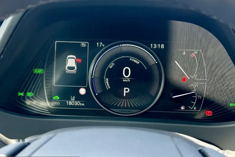 Lexus UX din 2024 cu 18.027 km - oferta LEX216530 - foto 13