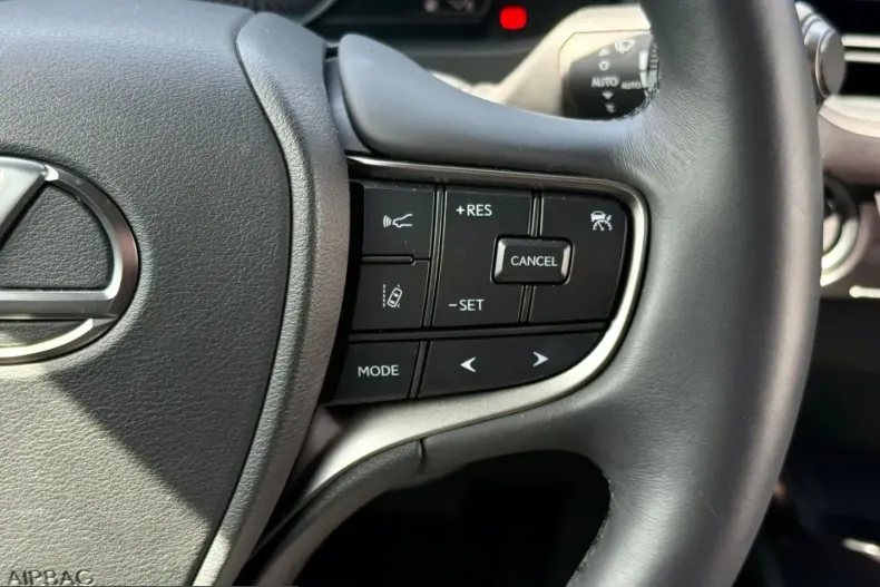 Lexus UX din 2024 cu 18.027 km - oferta LEX216530 - foto 15