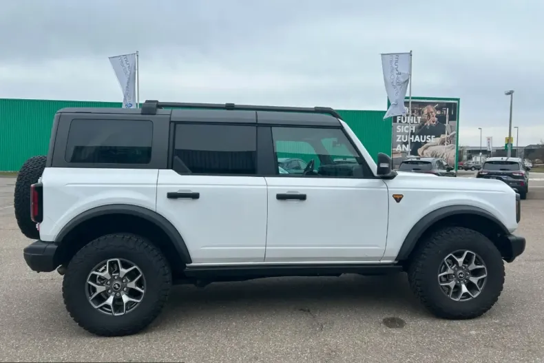Ford Bronco din 2024 cu 23.900 km - oferta FOR216533 - foto 8