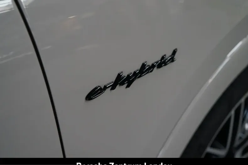 Porsche Cayenne din 2025 cu 27.490 km - oferta POR216535 - foto 29