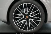 Porsche Cayenne din 2025 cu 27.490 km - oferta POR216535 - foto 34