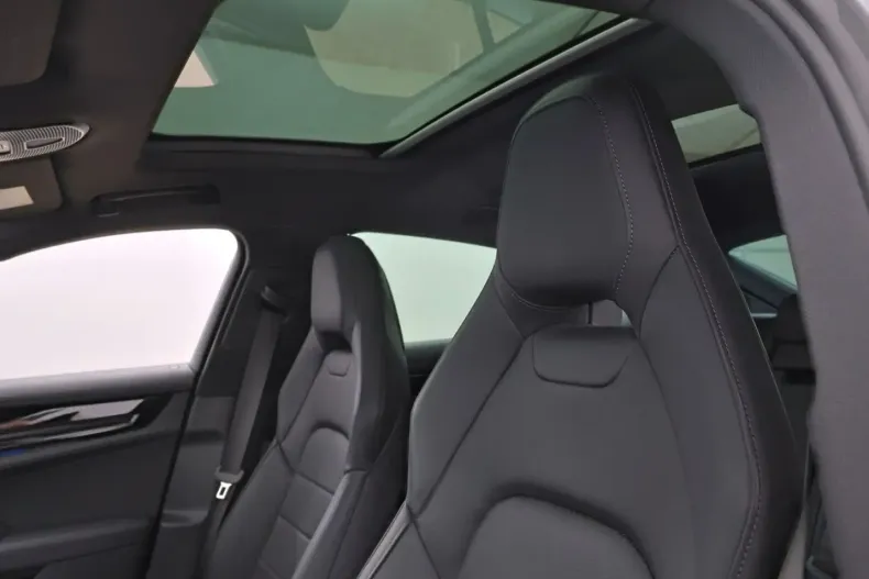 Porsche Panamera din 2025 cu 12.800 km - oferta POR216543 - foto 11