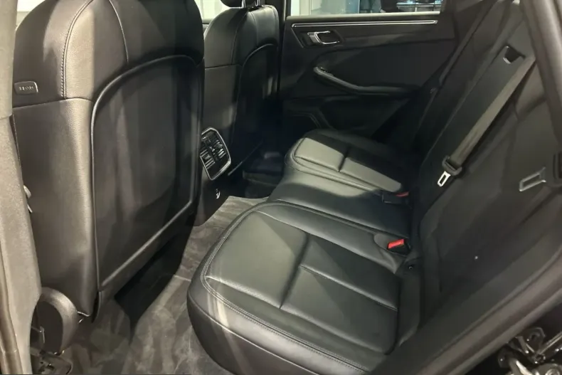 Porsche Macan din 2024 cu 13.950 km - oferta POR216545 - foto 13