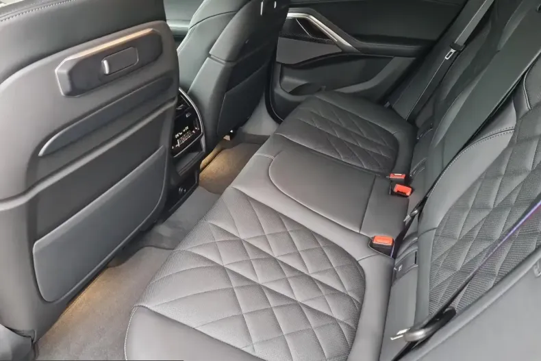 BMW X6 (Seria X) din 2025 cu 1.599 km - oferta BMW216548 - foto 11