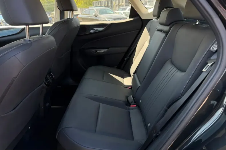 Lexus NX 350h din 2024 cu 50.697 km - oferta LEX216561 - foto 10