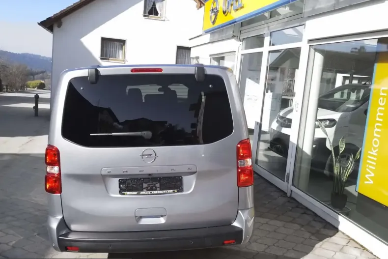 Opel Zafira Life din 2024 cu 11.200 km - oferta OPE216569 - foto 5