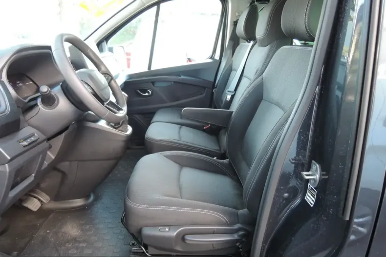 Renault Trafic din 2024 cu 20.832 km - oferta REN216573 - foto 9