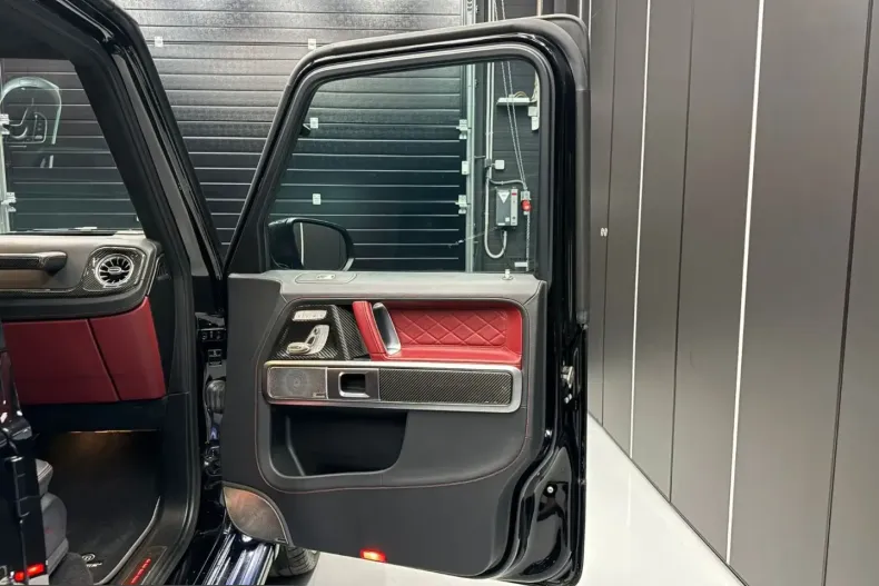 Mercedes-Benz G 63 AMG (Clasa G) din 2023 cu 49.407 km - oferta MER216575 - foto 10