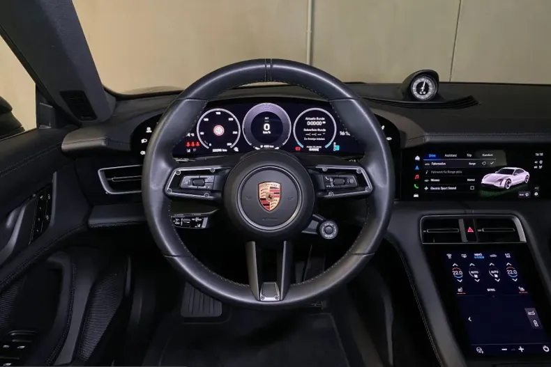 Porsche Taycan din 2024 cu 23.600 km - oferta POR216577 - foto 15
