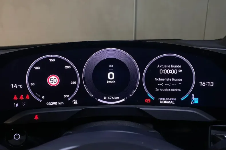 Porsche Taycan din 2024 cu 23.600 km - oferta POR216577 - foto 17