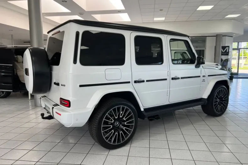 Mercedes-Benz G 63 AMG (Clasa G) din 2024 cu 2.880 km - oferta MER216579 - foto 4