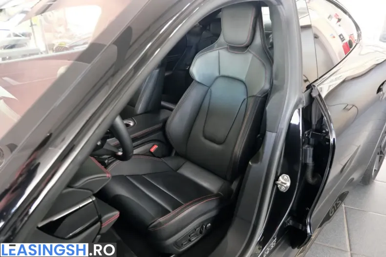 Porsche Taycan din 2022 cu 55.800 km - oferta POR216582 - foto 8