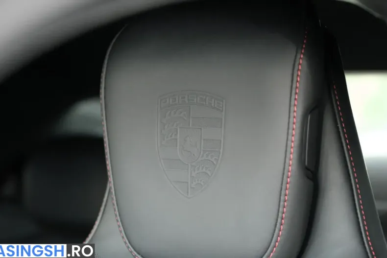 Porsche Taycan din 2022 cu 55.800 km - oferta POR216582 - foto 10
