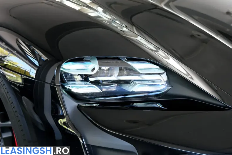 Porsche Taycan din 2022 cu 55.800 km - oferta POR216582 - foto 30