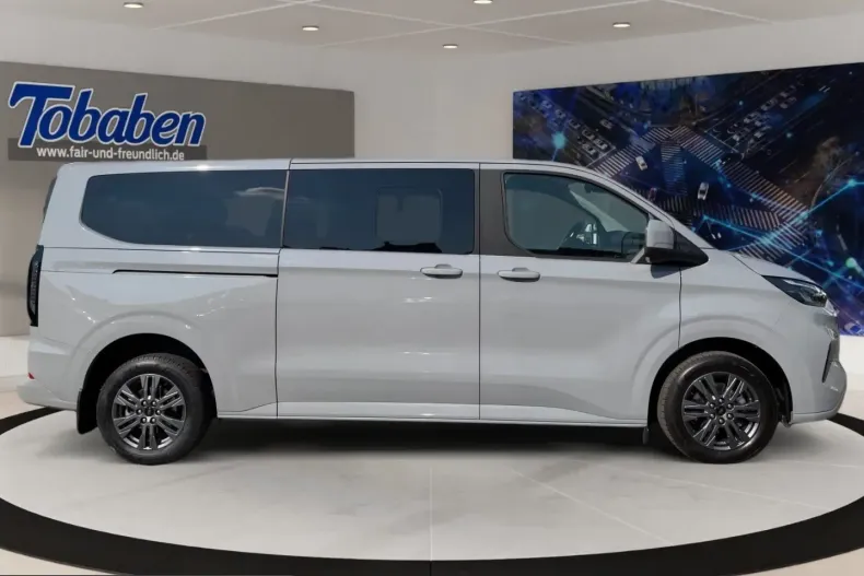 Ford Tourneo Custom din 2025 cu 11.037 km - oferta FOR216583 - foto 4