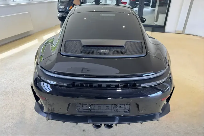 Porsche 911 din 2025 cu 1.500 km - oferta POR216585 - foto 2