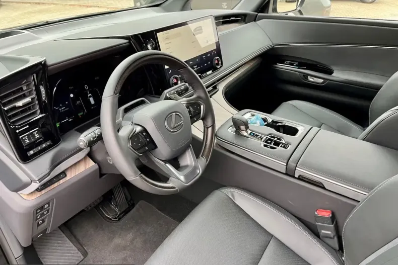 Lexus LM din 2024 cu 8.000 km - oferta LEX216588 - foto 10