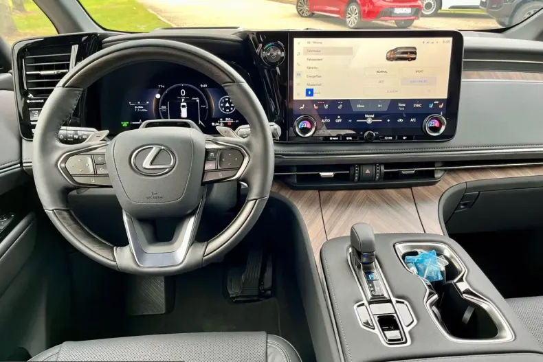 Lexus LM din 2024 cu 8.000 km - oferta LEX216588 - foto 13