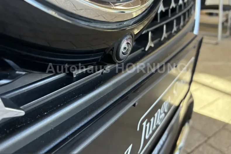 Mercedes-Benz V 300 (Clasa V) din 2025 cu 17.186 km - oferta MER216590 - foto 34