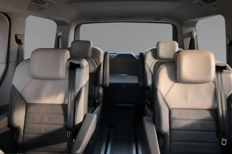 Volkswagen T7 Multivan din 2025 cu 11.739 km - oferta VOL216591 - foto 19