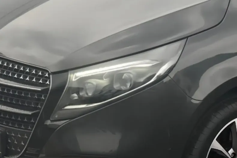 Mercedes-Benz V 300 (Clasa V) din 2024 cu 14.757 km - oferta MER216592 - foto 2