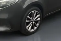 Mercedes-Benz V 300 (Clasa V) din 2024 cu 14.757 km - oferta MER216592 - foto 3
