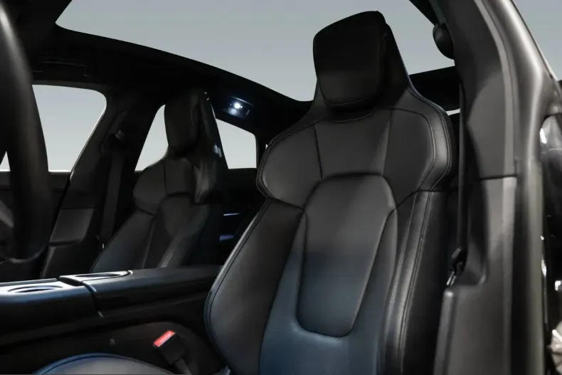 Porsche Taycan din 2022 cu 31.300 km - oferta POR216596 - foto 5