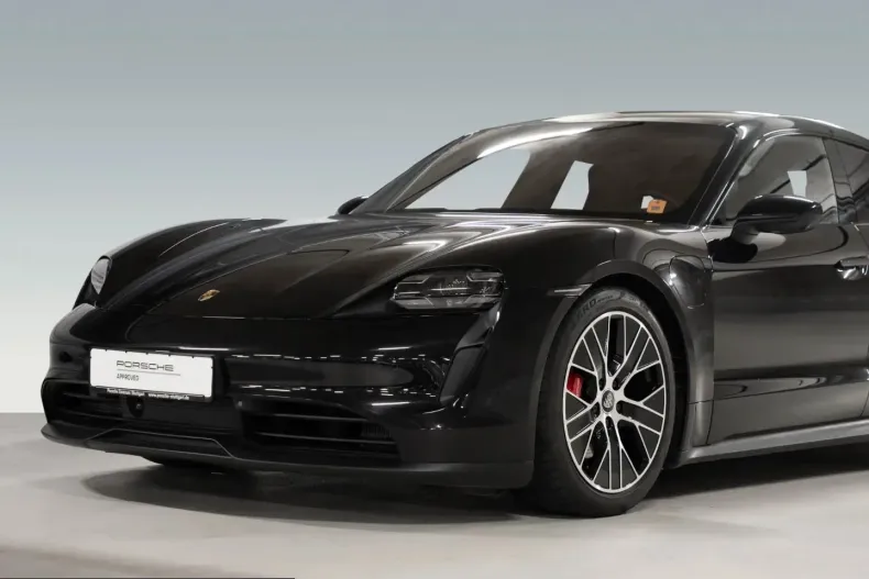 Porsche Taycan din 2022 cu 31.300 km - oferta POR216596 - foto 9