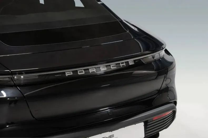 Porsche Taycan din 2022 cu 31.300 km - oferta POR216596 - foto 12