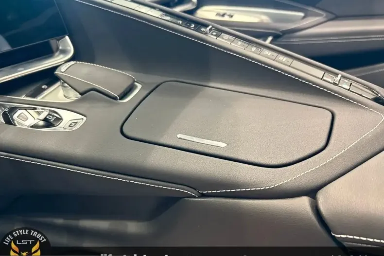 Corvette Z06 din 2025 cu 2.550 km - oferta COR216600 - foto 15