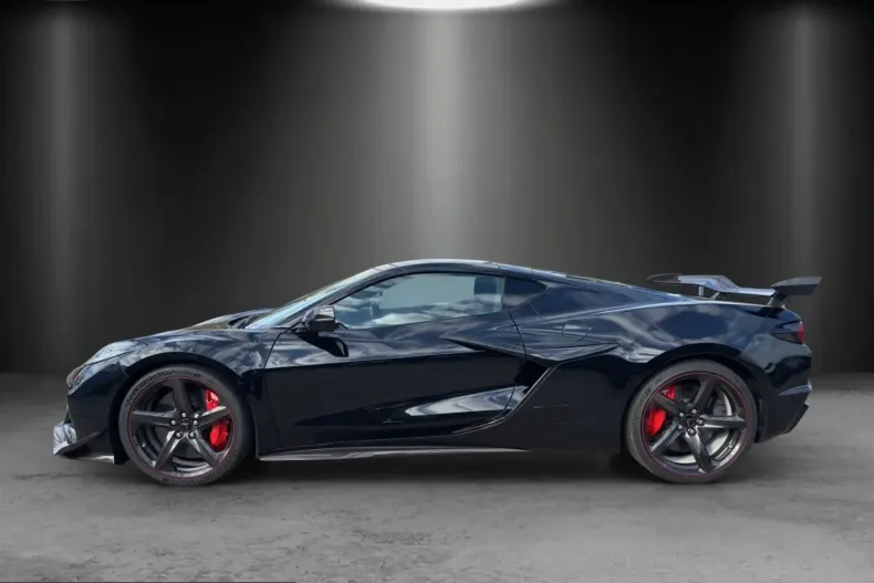 Corvette Z06 din 2025 cu 4.990 km - oferta COR216601 - foto 2