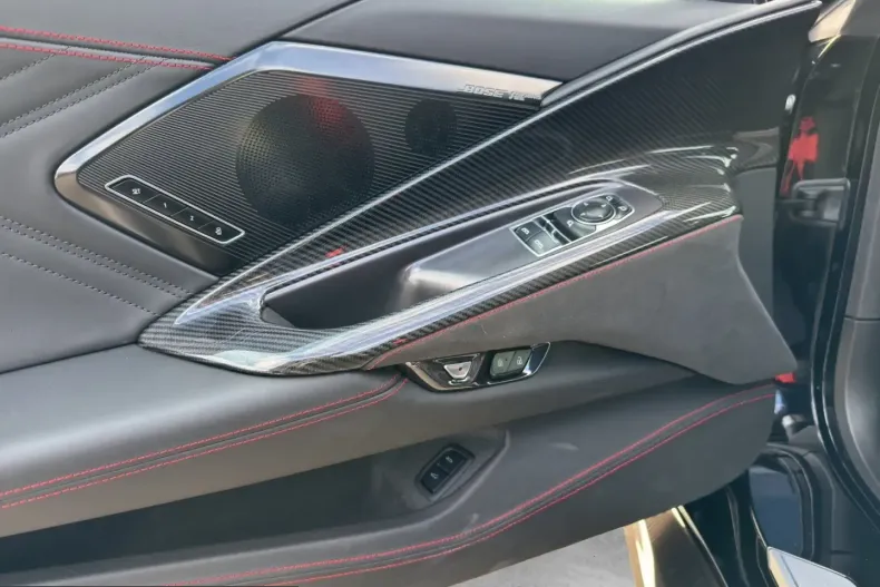 Corvette Z06 din 2025 cu 4.990 km - oferta COR216601 - foto 13