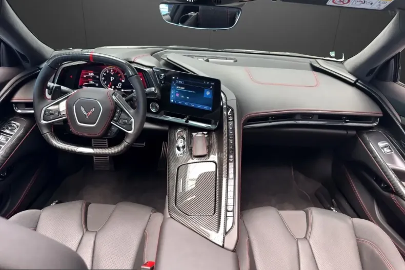 Corvette Z06 din 2025 cu 6.132 km - oferta COR216602 - foto 8