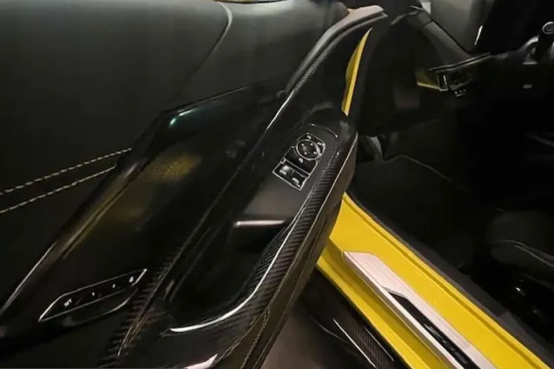 Corvette Z06 din 2025 cu 6.350 km - oferta COR216603 - foto 17