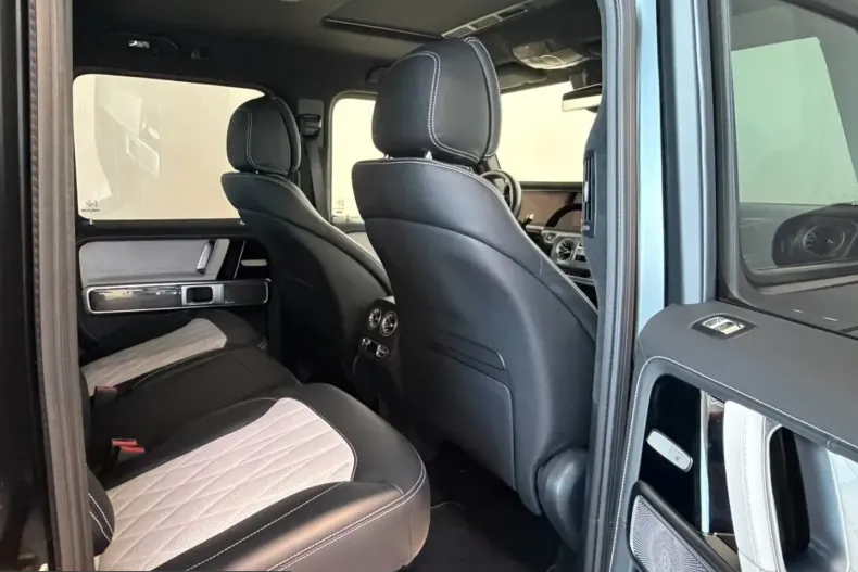 Mercedes-Benz G 63 AMG (Clasa G) din 2024 cu 21.000 km - oferta MER216605 - foto 12